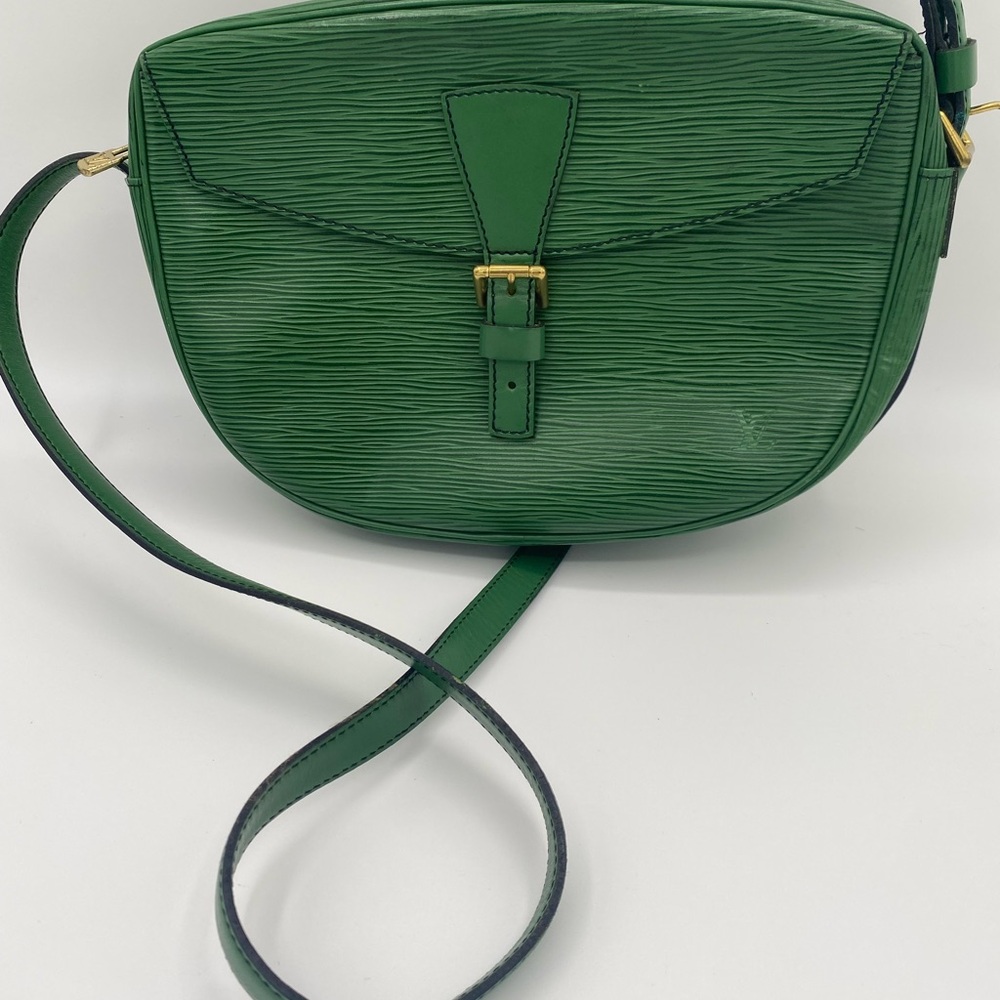 LOUIS VUITTON EPI JUENE FILLE CROSSBODY BAG